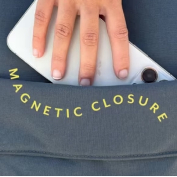 Red Rovr Diaper Bag Backpack - Picture 11 of 12